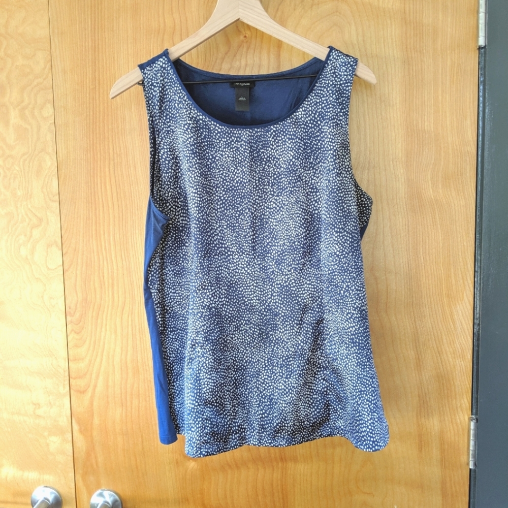 Like new! Ann Taylor blue/white tank